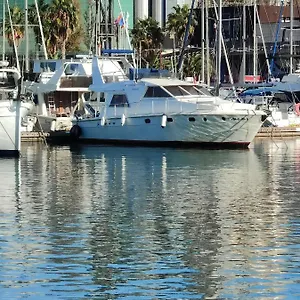  Bateau-hôtel Voyager